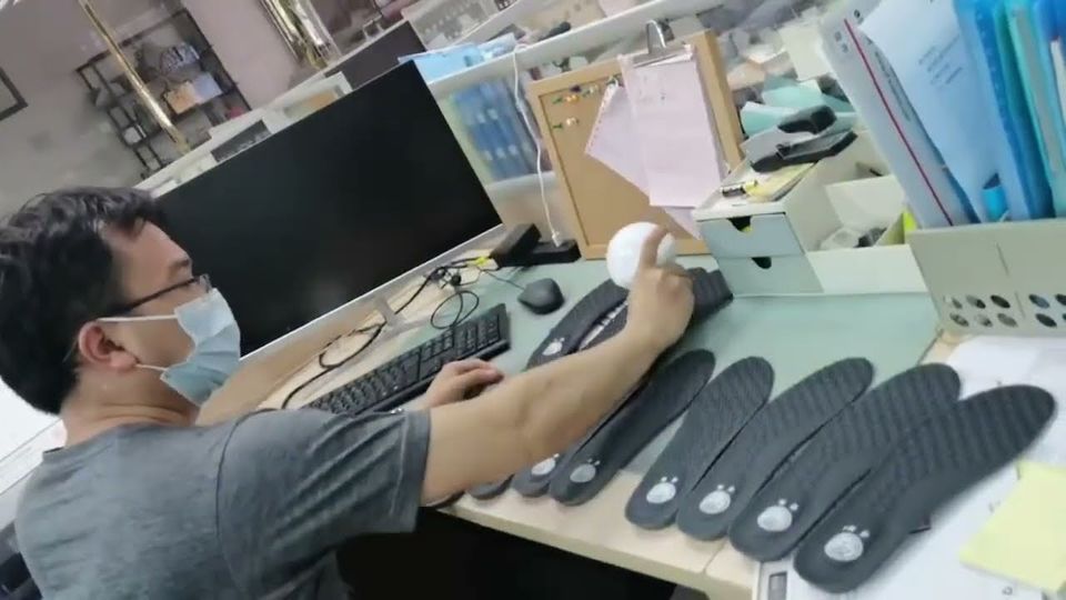 石墨烯鞋墊獨家工法製程｜廣薪實業石墨烯加工影片
